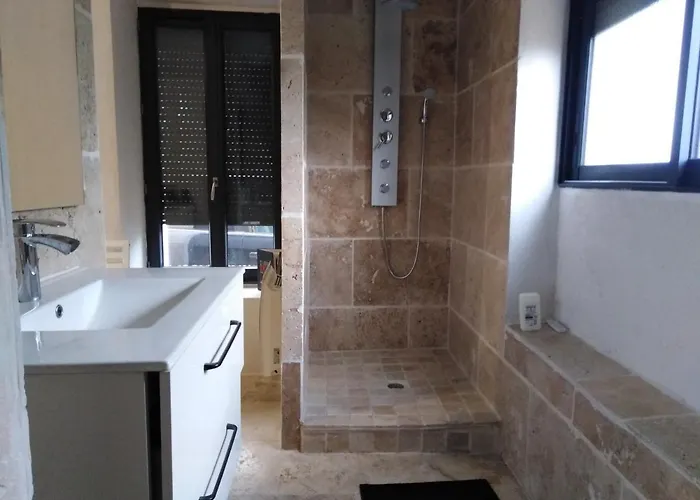 Maison A Avec Piscine Bizanet